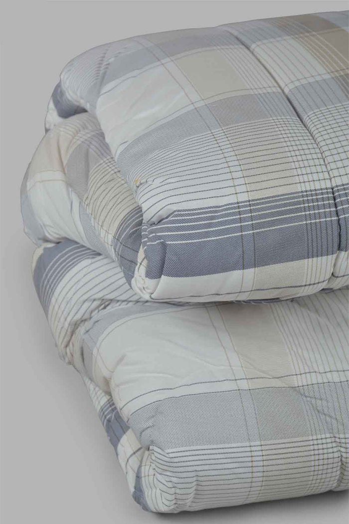 Redtag-Assorted-4-Piece-Comforter-Set
-(Double-Size)-365,-Category:Comforters,-Colour:Assorted,-Deals:New-In,-Filter:Home-Bedroom,-HMW-BED-Comforters,-New-In-HMW-BED,-Non-Sale,-Section:Homewares-Home-Bedroom-